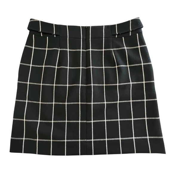 Ann Taylor LOFT Black and White Plaid Skirt with Gold Buttons, Size 8 - Picture 6 of 10